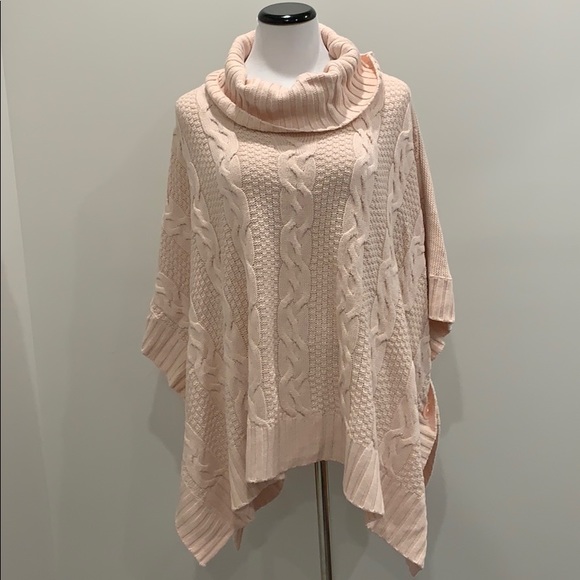 Pink poncho sweater - Picture 1 of 1